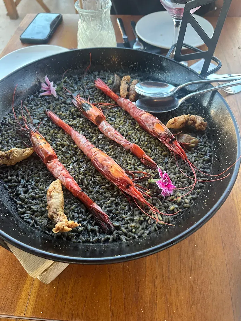 Arroz negro con carabineros